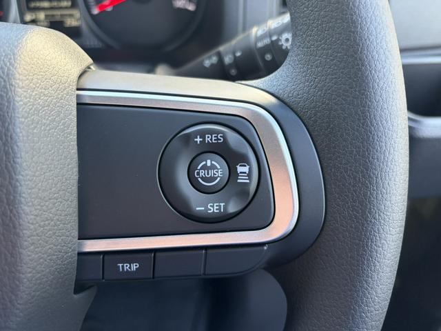 �n���h���ɂ��ڗ�����C��͌�����܂���B�ڐ���傫�����炷���ƂȂ��{�^���̑�����s�����Ƃ��ł��܂��B