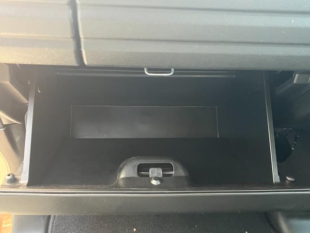 スペーシア ハイブリッドＧ　クリアランスソナー　衝突被害軽減システム　オートライト　ＬＥＤヘッドランプ　スマートキー　アイドリングストップ　電動格納ミラー　ベンチシート　ＣＶＴ　盗難防止システム　ＡＢＳ　ＥＳＣ　衝突安全ボディ（22枚目）