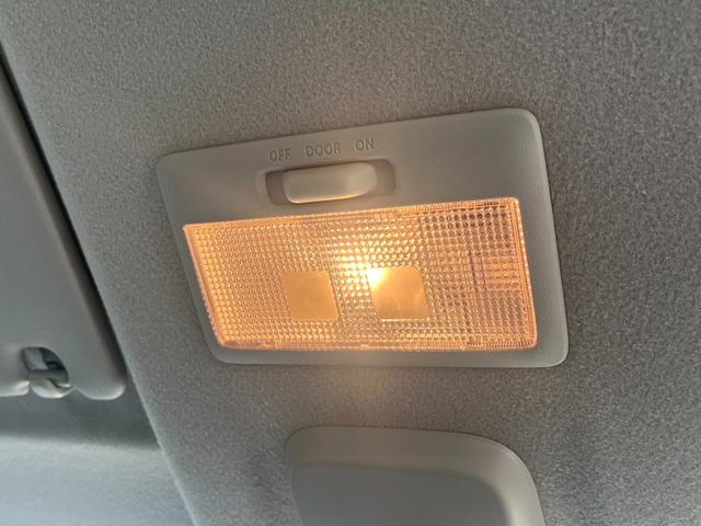 スペーシア ハイブリッドＧ　クリアランスソナー　衝突被害軽減システム　オートライト　ＬＥＤヘッドランプ　スマートキー　アイドリングストップ　電動格納ミラー　ベンチシート　ＣＶＴ　盗難防止システム　ＡＢＳ　ＥＳＣ　衝突安全ボディ（35枚目）