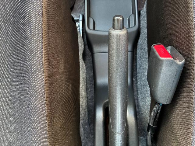 アルト Ｌ　クリアランスソナー　レーンアシスト　衝突被害軽減システム　オートライト　キーレスエントリー　アイドリングストップ　電動格納ミラー　シートヒーター　ＣＶＴ　盗難防止システム　ＡＢＳ　ＥＳＣ（45枚目）