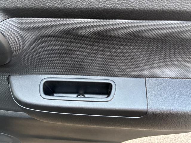 アルト Ｌ　クリアランスソナー　レーンアシスト　衝突被害軽減システム　オートライト　キーレスエントリー　アイドリングストップ　電動格納ミラー　シートヒーター　ＣＶＴ　盗難防止システム　ＡＢＳ　ＥＳＣ（52枚目）