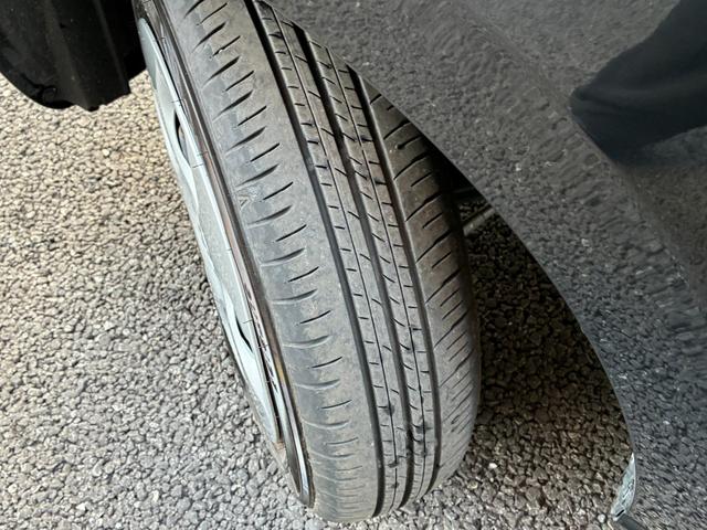 アルト Ｌ　クリアランスソナー　レーンアシスト　衝突被害軽減システム　オートライト　キーレスエントリー　アイドリングストップ　電動格納ミラー　シートヒーター　ＣＶＴ　盗難防止システム　ＡＢＳ　ＥＳＣ（23枚目）