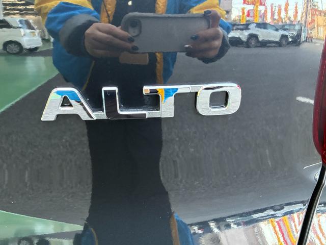 アルト Ｌ　クリアランスソナー　レーンアシスト　衝突被害軽減システム　オートライト　キーレスエントリー　アイドリングストップ　電動格納ミラー　シートヒーター　ＣＶＴ　盗難防止システム　ＡＢＳ　ＥＳＣ（24枚目）