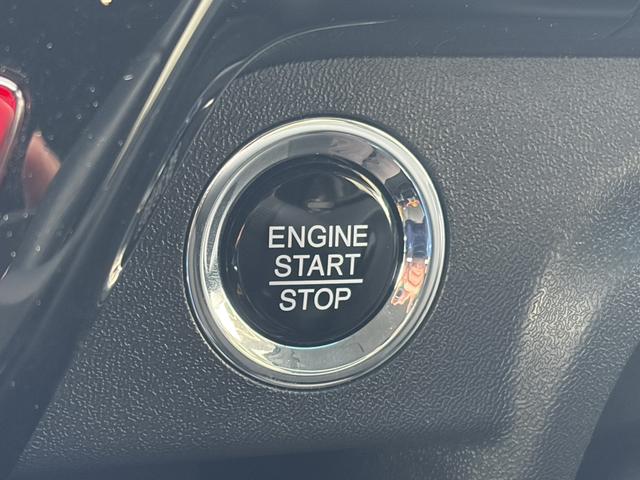 ステップワゴンスパーダ スパーダ・クールスピリット　ホンダセンシング　ドライブレコーダー　バックカメラ　ナビ　ＴＶ　クリアランスソナー　オートクルーズコントロール　レーンアシスト　衝突被害軽減システム　両側電動スライドドア　オートライト　ＬＥＤヘッドランプ　スマートキー（23枚目）