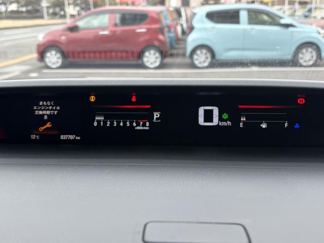 ステップワゴンスパーダ スパーダ・クールスピリット　ホンダセンシング　ドライブレコーダー　バックカメラ　ナビ　ＴＶ　クリアランスソナー　オートクルーズコントロール　レーンアシスト　衝突被害軽減システム　両側電動スライドドア　オートライト　ＬＥＤヘッドランプ　スマートキー（25枚目）