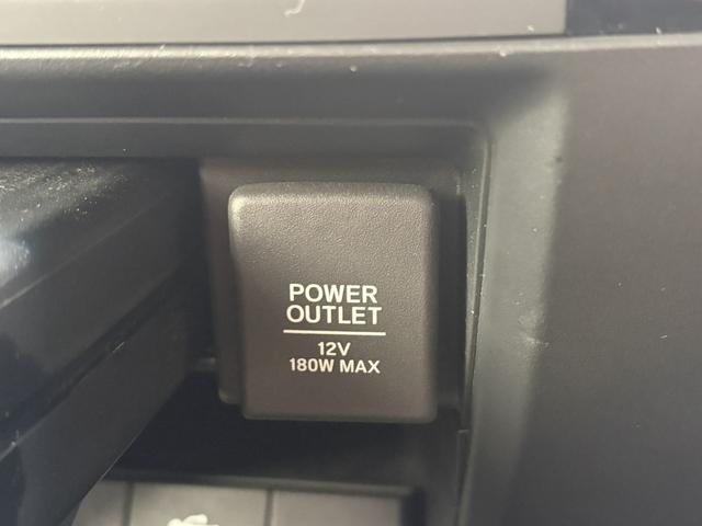 ステップワゴンスパーダ スパーダ・クールスピリット　ホンダセンシング　ドライブレコーダー　バックカメラ　ナビ　ＴＶ　クリアランスソナー　オートクルーズコントロール　レーンアシスト　衝突被害軽減システム　両側電動スライドドア　オートライト　ＬＥＤヘッドランプ　スマートキー（29枚目）