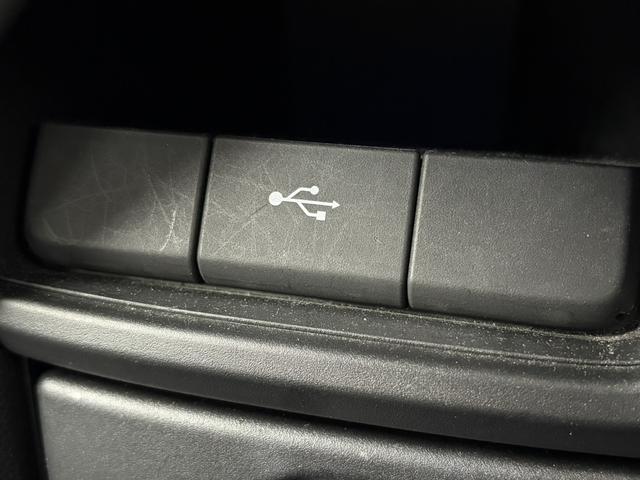 ステップワゴンスパーダ スパーダ・クールスピリット　ホンダセンシング　ドライブレコーダー　バックカメラ　ナビ　ＴＶ　クリアランスソナー　オートクルーズコントロール　レーンアシスト　衝突被害軽減システム　両側電動スライドドア　オートライト　ＬＥＤヘッドランプ　スマートキー（30枚目）