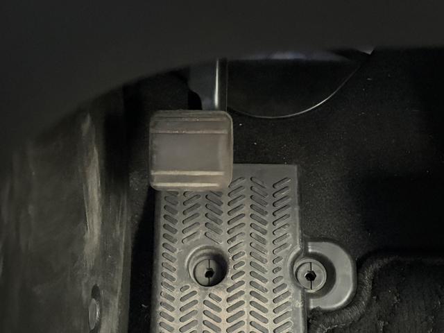 ステップワゴンスパーダ スパーダ・クールスピリット　ホンダセンシング　ドライブレコーダー　バックカメラ　ナビ　ＴＶ　クリアランスソナー　オートクルーズコントロール　レーンアシスト　衝突被害軽減システム　両側電動スライドドア　オートライト　ＬＥＤヘッドランプ　スマートキー（32枚目）