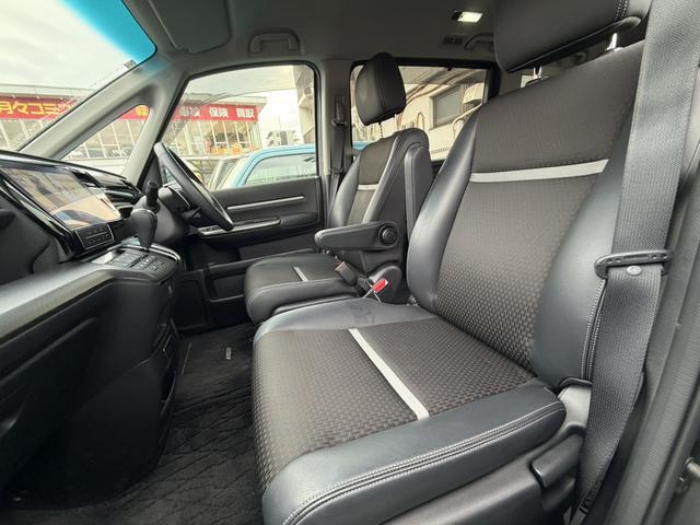 ステップワゴンスパーダ スパーダ・クールスピリット　ホンダセンシング　ドライブレコーダー　バックカメラ　ナビ　ＴＶ　クリアランスソナー　オートクルーズコントロール　レーンアシスト　衝突被害軽減システム　両側電動スライドドア　オートライト　ＬＥＤヘッドランプ　スマートキー（48枚目）