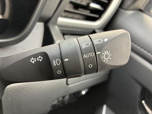 ルーミー カスタムＧ　バックカメラ　ＴＶ　両側電動スライドドア　クリアランスソナー　オートクルーズコントロール　衝突被害軽減システム　アルミホイール　オートライト　ＬＥＤヘッドランプ　スマートキー　アイドリングストップ（21枚目）