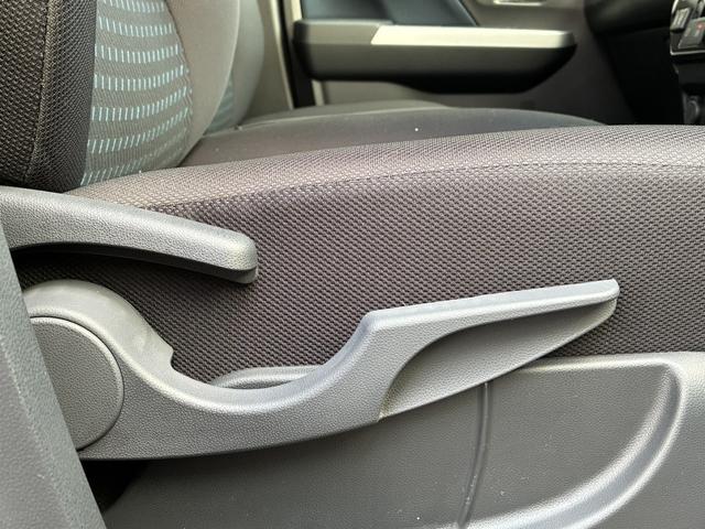 ルーミー カスタムＧ　バックカメラ　ＴＶ　両側電動スライドドア　クリアランスソナー　オートクルーズコントロール　衝突被害軽減システム　アルミホイール　オートライト　ＬＥＤヘッドランプ　スマートキー　アイドリングストップ（47枚目）