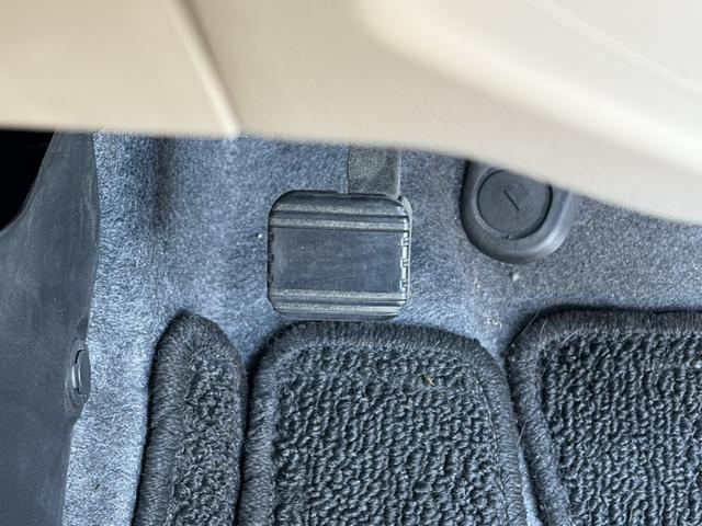 ワゴンＲ ハイブリッドＦＸ　ドライブレコーダー　ＥＴＣ　バックカメラ　ナビ　ＴＶ　レーンアシスト　衝突被害軽減システム　オートライト　キーレスエントリー　アイドリングストップ　電動格納ミラー　シートヒーター　ベンチシート　ＣＶＴ（42枚目）