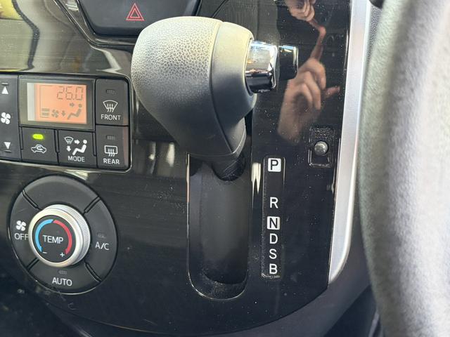 タント Ｘ　ＶＳ　ＳＡＩＩＩ　バックカメラ　両側電動スライドドア　クリアランスソナー　衝突被害軽減システム　オートマチックハイビーム　オートライト　ＬＥＤヘッドランプ　スマートキー　アイドリングストップ　電動格納ミラー（7枚目）