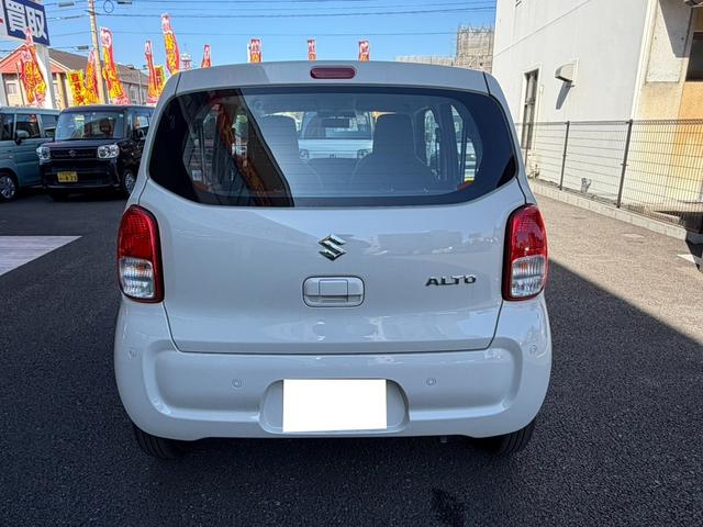 アルト Ｌ　クリアランスソナー　レーンアシスト　衝突被害軽減システム　オートライト　キーレスエントリー　アイドリングストップ　電動格納ミラー　シートヒーター　ＣＶＴ　盗難防止システム　ＡＢＳ　ＥＳＣ（17枚目）