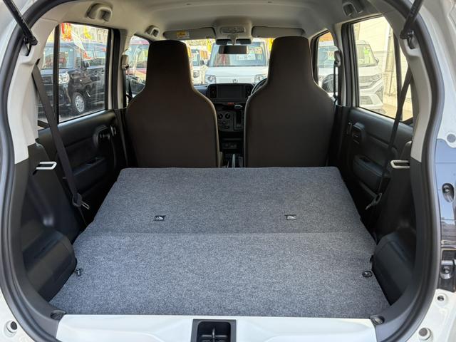 アルト Ｌ　クリアランスソナー　レーンアシスト　衝突被害軽減システム　オートライト　キーレスエントリー　アイドリングストップ　電動格納ミラー　シートヒーター　ＣＶＴ　盗難防止システム　ＡＢＳ　ＥＳＣ（22枚目）