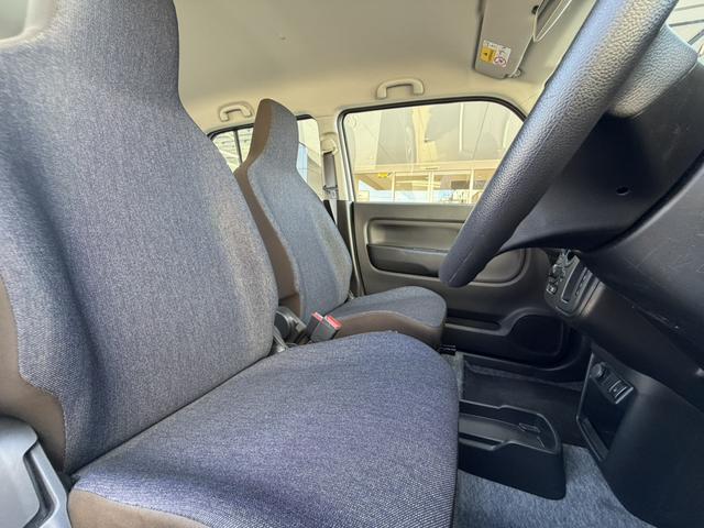 アルト Ｌ　クリアランスソナー　レーンアシスト　衝突被害軽減システム　オートライト　キーレスエントリー　アイドリングストップ　電動格納ミラー　シートヒーター　ＣＶＴ　盗難防止システム　ＡＢＳ　ＥＳＣ（41枚目）