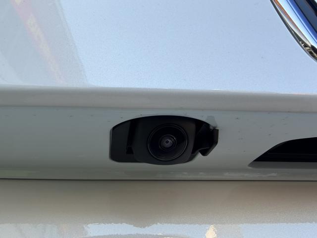 フリード ｅ：ＨＥＶエアー　バックカメラ　クリアランスソナー　レーンアシスト　両側電動スライドドア　オートライト　スマートキー　３列シート　ＣＶＴ　ＵＳＢ　ＥＳＣ（22枚目）