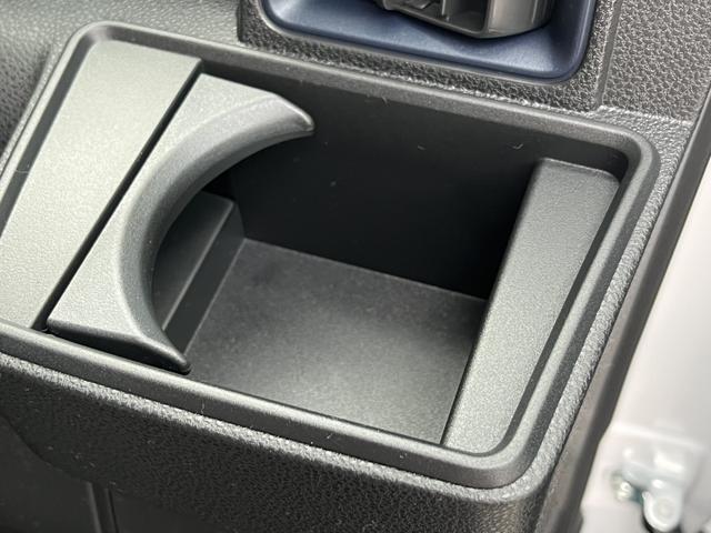 タント L バックカメラ クリアランスソナー 衝突被害軽減システム オートライト LEDヘッドランプ スマートキー アイドリングストップ 電動格納ミラー CVT 盗難防止システム ABS ESC 衝突安全ボディ(31枚目)