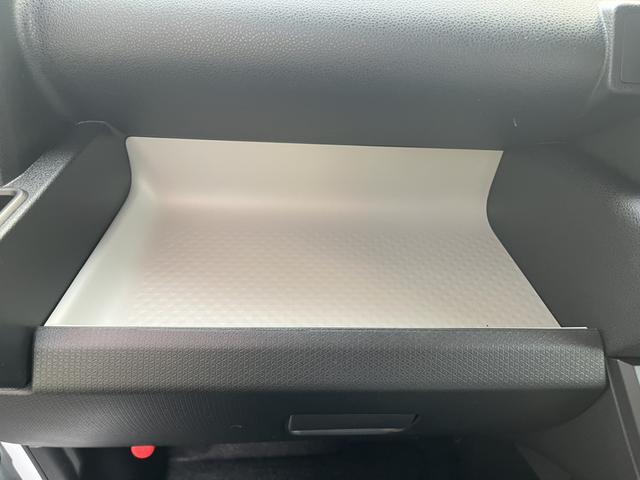 タント L バックカメラ クリアランスソナー 衝突被害軽減システム オートライト LEDヘッドランプ スマートキー アイドリングストップ 電動格納ミラー CVT 盗難防止システム ABS ESC 衝突安全ボディ(43枚目)