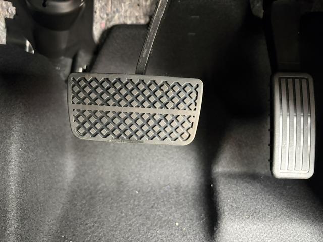 Ｎ－ＢＯＸカスタム ブラックスタイル　両側電動スライドドア　クリアランスソナー　オートクルーズコントロール　レーンアシスト　衝突被害軽減システム　オートライト　ＬＥＤヘッドランプ　スマートキー　アイドリングストップ　電動格納ミラー（29枚目）