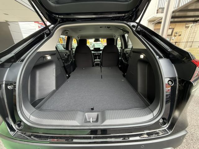 ヴェゼル ｅ：ＨＥＶ　Ｘ　クリアランスソナー　オートクルーズコントロール　レーンアシスト　衝突被害軽減システム　オートライト　ＬＥＤヘッドランプ　アルミホイール　スマートキー　電動格納ミラー　ＣＶＴ　盗難防止システム（19枚目）