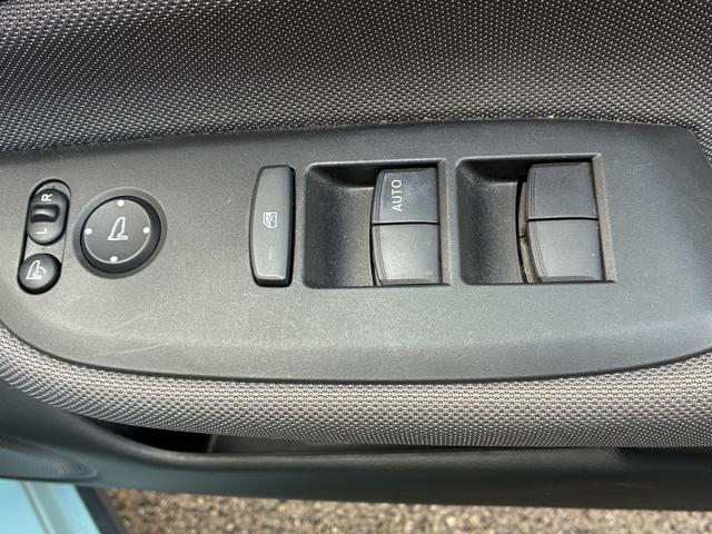 フィット クロスター　ドライブレコーダー　バックカメラ　ナビ　ＴＶ　クリアランスソナー　オートクルーズコントロール　レーンアシスト　衝突被害軽減システム　アルミホイール　オートライト　ＬＥＤヘッドランプ　スマートキー（11枚目）