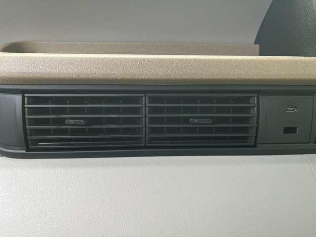 Ｎ－ＢＯＸ ベースグレード　バックカメラ　両側スライド・片側電動　クリアランスソナー　オートクルーズコントロール　レーンアシスト　衝突被害軽減システム　オートライト　ＬＥＤヘッドランプ　スマートキー　アイドリングストップ（30枚目）