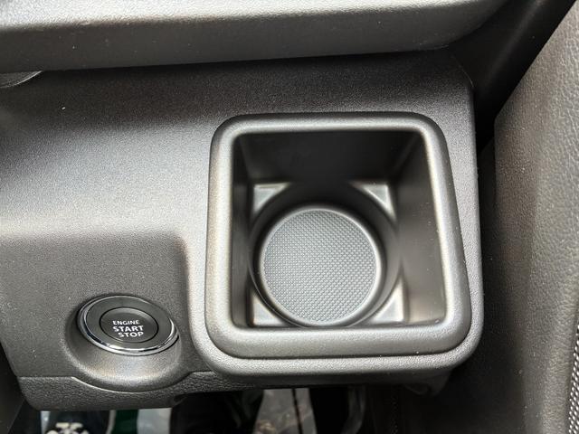 ソリオ ハイブリッドＭＧ　クリアランスソナー　オートクルーズコントロール　レーンアシスト　衝突被害軽減システム　オートライト　スマートキー　アイドリングストップ　電動格納ミラー　ウォークスルー　ＣＶＴ　盗難防止システム（48枚目）