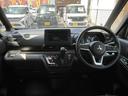 毎回座るフロントシート。運転席は必ず使用する部分ですので、座り心地が重要です！