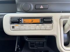 気温に合わせて直感的に操作することで、車内をいつでも快適に保てます。 4