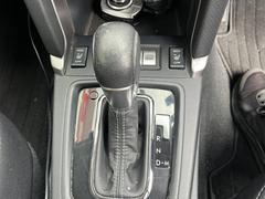 シフトレバー。ぜひ一度お客様の目で確認してください。 7