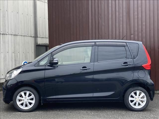 ｅＫワゴン Ｇセーフティパッケージ　禁煙車・衝突被害軽減ブレーキ・横滑り防止装置・アクセル踏み間違い防止装置・盗難防止装置・ＣＤプレイヤー・ミュージックプレイヤー接続可・バックカメラ・全周囲カメラ・アイドリングストップ・シートヒーター（13枚目）