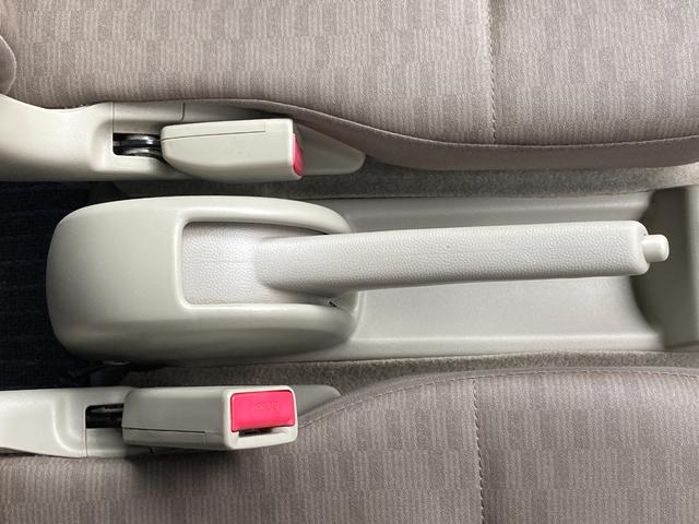 ＮＶ１００クリッパーバン ＤＸ　エマージェンシーブレーキパッケージ　禁煙車・安全装置・衝突被害軽減ブレーキ・横滑り防止装置・アンチロックブレーキ・盗難防止装置・両側スライドドア・ＥＴＣ・キーレス（32枚目）