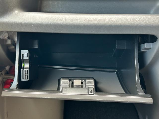 ＮＶ１００クリッパーバン ＤＸ　エマージェンシーブレーキパッケージ　禁煙車・安全装置・衝突被害軽減ブレーキ・横滑り防止装置・アンチロックブレーキ・盗難防止装置・両側スライドドア・ＥＴＣ・キーレス（35枚目）