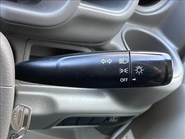 ＮＶ１００クリッパーバン ＤＸ　禁煙車・安全装置・横滑り防止装置・アクセル踏み間違い防止装置・盗難防止装置・両側スライドドア・純正ＡＭ／ＦＭラジオ・ＥＴＣ・キーレス（9枚目）