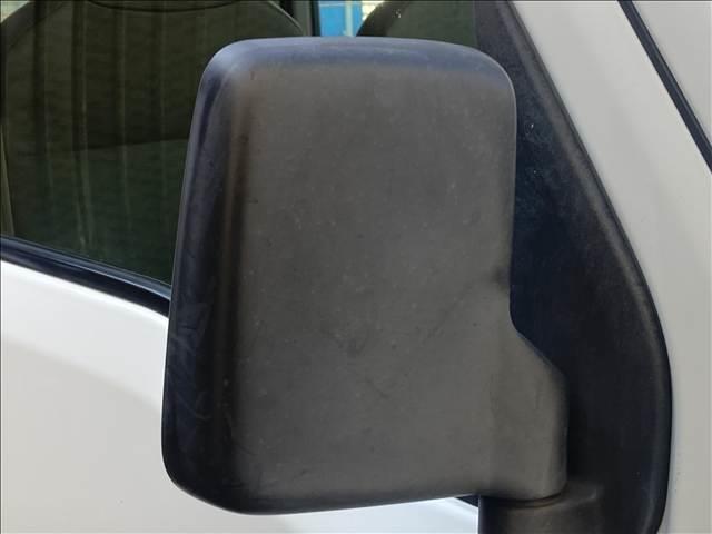 ＮＶ１００クリッパーバン ＤＸ　禁煙車・安全装置・横滑り防止装置・アクセル踏み間違い防止装置・盗難防止装置・両側スライドドア・純正ＡＭ／ＦＭラジオ・ＥＴＣ・キーレス（11枚目）