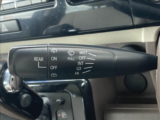 モコ ドルチェX 禁煙車 安全装置 横滑り防止装置 盗難防止装置 社外ナビ Bluetooth接続 CD DVD バックカメラ ETC アイドリングストップ オートマチックハイビーム ドライブレコーダー 純正アルミ(14枚目)