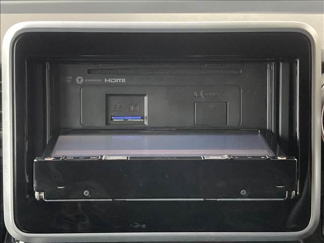 スペーシアカスタム ハイブリッドGS 禁煙車 安全装置 横滑り防止装置 アクセル踏み間違い防止装置 盗難防止装置 両側スライド片側電動ドア 社外ナビ Bluetooth接続 CD DVD アイドリングストップ シートヒーター 純正アルミ(9枚目)