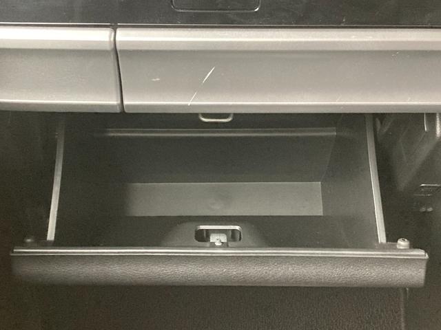 スペーシアカスタム ハイブリッドGS 禁煙車 安全装置 横滑り防止装置 アクセル踏み間違い防止装置 盗難防止装置 両側スライド片側電動ドア 社外ナビ Bluetooth接続 CD DVD アイドリングストップ シートヒーター 純正アルミ(44枚目)