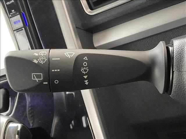 タント カスタムRS トップエディションVS SAIII 禁煙車 両側電動スライドドア ダイハツ純正ナビ Bluetooth可 CD DVD バックカメラ 全周囲カメラ ETC アイドリングストップ オートマチックハイビーム 衝突軽減ブレーキ 障害物センサー(14枚目)