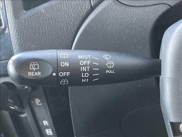 ルークス ハイウェイスターリミテッド　禁煙車　両側スライド片側電動ドア　社外ナビ　Ｂｌｕｅｔｏｏｔｈ接続　ワンセグＴＶ　ＣＤ　ＤＶＤ　オートマチックハイビーム　横滑り防止装置　盗難防止装置　フォグランプ　純正アルミ　スマートキー（13枚目）