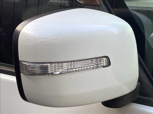 ルークス ハイウェイスターリミテッド　禁煙車　両側スライド片側電動ドア　社外ナビ　Ｂｌｕｅｔｏｏｔｈ接続　ワンセグＴＶ　ＣＤ　ＤＶＤ　オートマチックハイビーム　横滑り防止装置　盗難防止装置　フォグランプ　純正アルミ　スマートキー（16枚目）