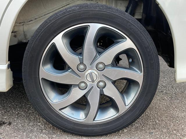 ルークス ハイウェイスターリミテッド　禁煙車　両側スライド片側電動ドア　社外ナビ　Ｂｌｕｅｔｏｏｔｈ接続　ワンセグＴＶ　ＣＤ　ＤＶＤ　オートマチックハイビーム　横滑り防止装置　盗難防止装置　フォグランプ　純正アルミ　スマートキー（23枚目）