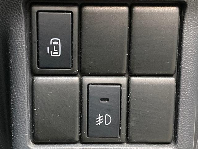 ルークス ハイウェイスターリミテッド　禁煙車　両側スライド片側電動ドア　社外ナビ　Ｂｌｕｅｔｏｏｔｈ接続　ワンセグＴＶ　ＣＤ　ＤＶＤ　オートマチックハイビーム　横滑り防止装置　盗難防止装置　フォグランプ　純正アルミ　スマートキー（34枚目）