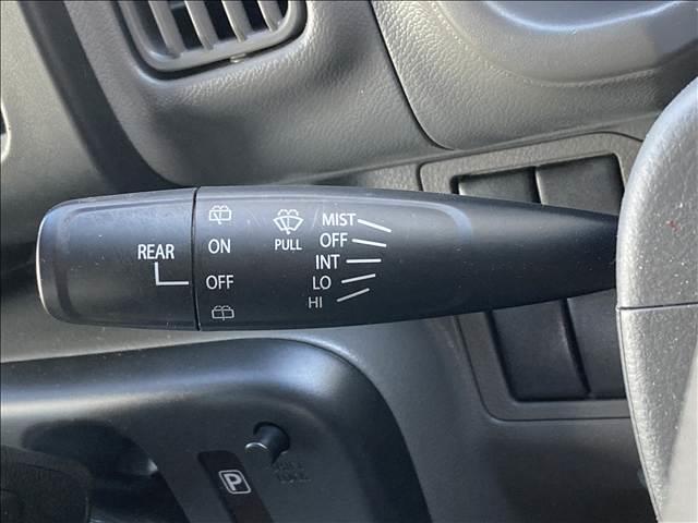 エブリイ PAリミテッド 禁煙車 両側スライドドア 純正ラジオ ETC キーレス 安全装置 衝突軽減ブレーキ 横滑り防止装置 盗難防止装置 パワーステアリング エアコン(8枚目)