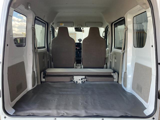 エブリイ PAリミテッド 禁煙車 両側スライドドア 純正ラジオ ETC キーレス 安全装置 衝突軽減ブレーキ 横滑り防止装置 盗難防止装置 パワーステアリング エアコン(24枚目)