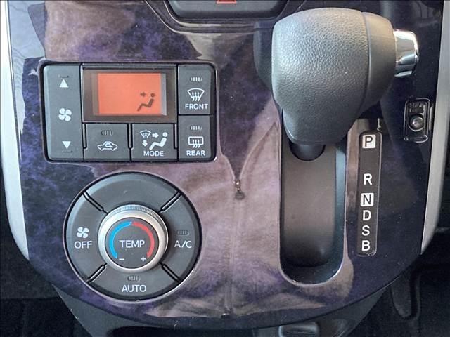 タント カスタムX トップエディションSAIII 禁煙車 両側スライド片側電動ドア ダイハツ純正ナビ Bluetooth接続 CD DVD バックカメラ ETC シートヒーター アイドリングストップ ドライブレコーダー スマートキー 衝突軽減ブレーキ(12枚目)