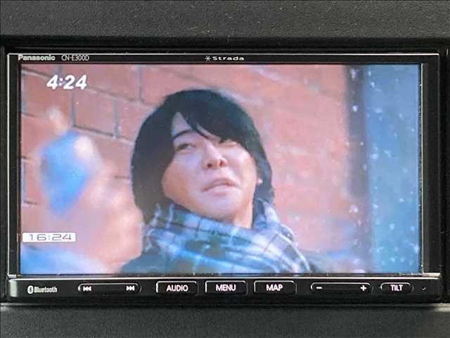 ワゴンR ハイブリッドFX 禁煙車 社外ナビ Bluetooth接続 CD DVD ワンセグTV ETC シートヒーター アイドリングストップ 純正アルミ フォグランプ スマートキー 衝突軽減ブレーキ アクセル踏み間違い防止装置(9枚目)