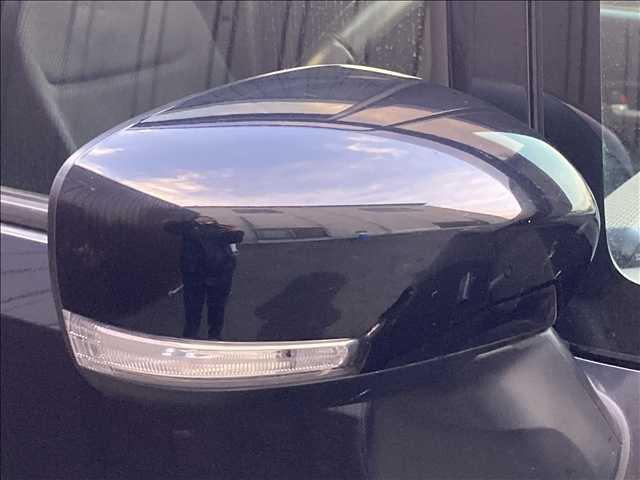 ワゴンR ハイブリッドFX 禁煙車 社外ナビ Bluetooth接続 CD DVD ワンセグTV ETC シートヒーター アイドリングストップ 純正アルミ フォグランプ スマートキー 衝突軽減ブレーキ アクセル踏み間違い防止装置(17枚目)