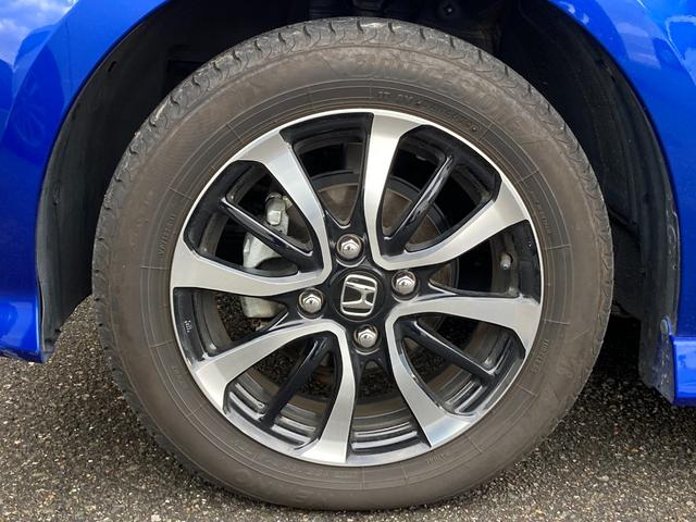 Ｎ－ＢＯＸカスタム Ｇ・Ｌホンダセンシング　禁煙車　ホンダ純正ナビ　Ｂｌｕｅｔｏｏｔｈ　ＣＤ　ＤＶＤ　バックカメラ　ＥＴＣ　クルーズコントロール　純正アルミ　スマートキー　衝突軽減ブレーキ　横滑り防止装置　障害物センサー　アクセル踏み間違い防止（27枚目）